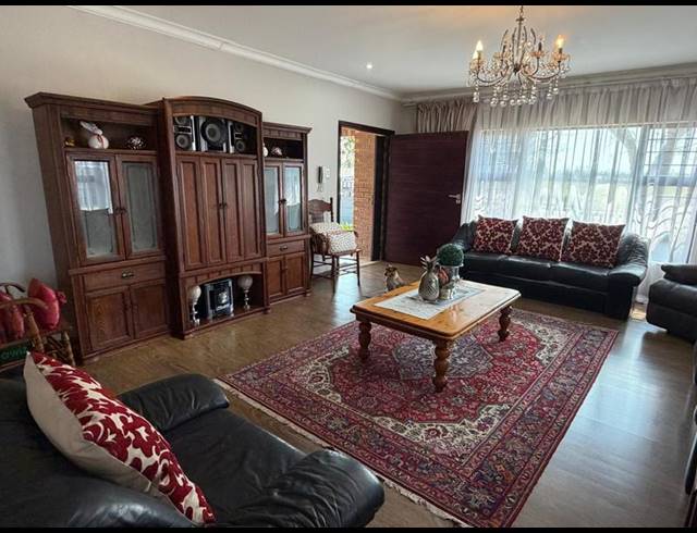 3 BEDROOM HOUSE FOR SALE IN STANDERTON CENTRAL